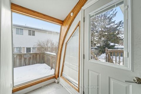 Photo 18 at 174 Darlingside Drive, West Hill, Toronto