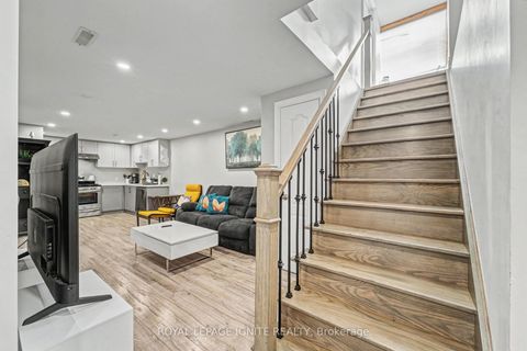 Photo 20 at 174 Darlingside Drive, West Hill, Toronto