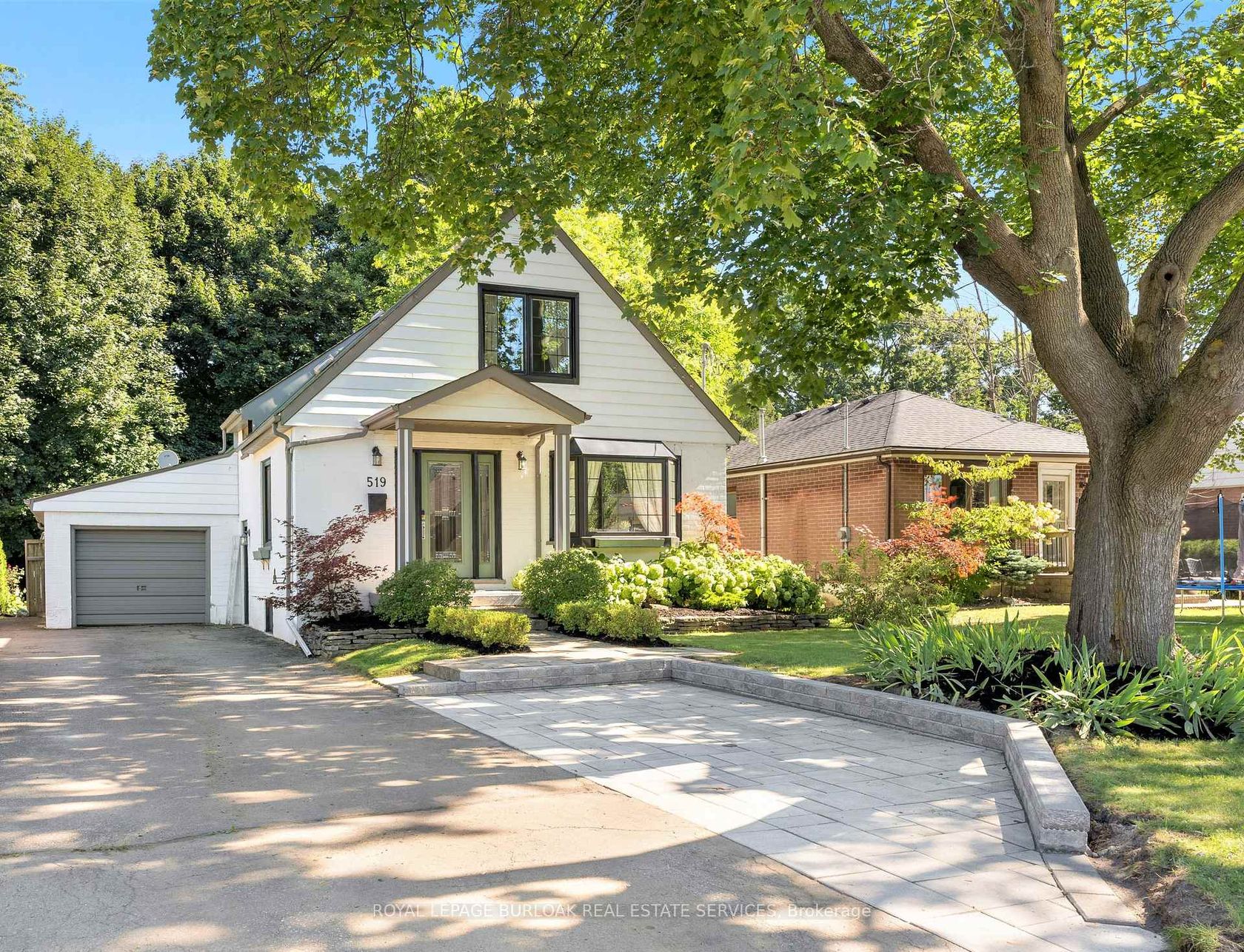 519 Regina Drive, Brant, Burlington 