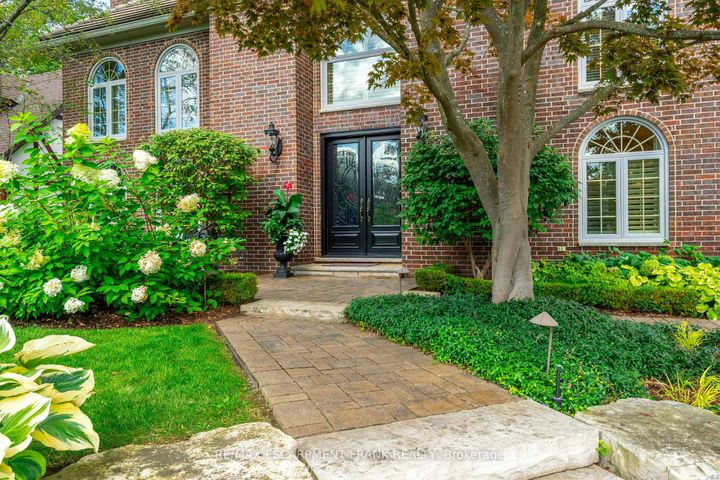 Photo 5 at 45 Peppertree Crescent, Ancaster, Hamilton