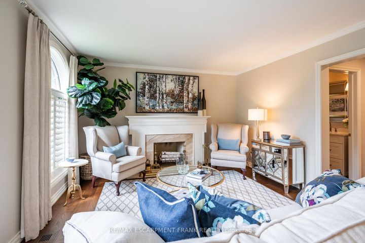 Photo 10 at 45 Peppertree Crescent, Ancaster, Hamilton