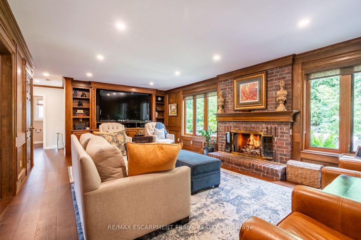 Photo 16 at 45 Peppertree Crescent, Ancaster, Hamilton