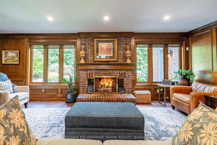 Photo 17 at 45 Peppertree Crescent, Ancaster, Hamilton