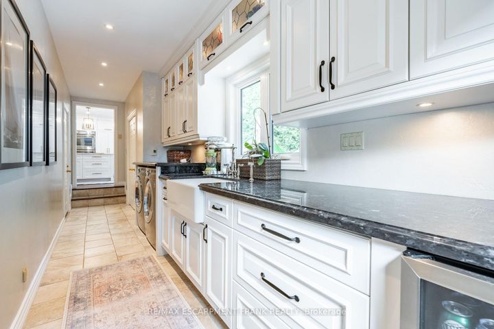 Photo 25 at 45 Peppertree Crescent, Ancaster, Hamilton