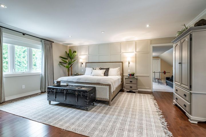 Photo 27 at 45 Peppertree Crescent, Ancaster, Hamilton