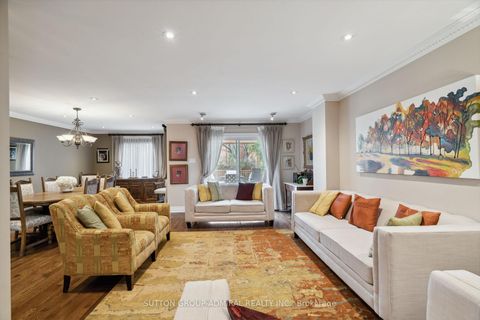 Photo 4 at 24 Patrice Crescent, Yorkhill, Vaughan