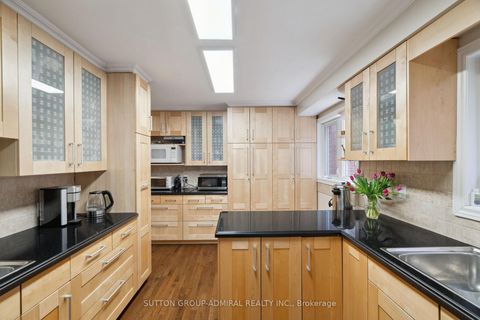 Photo 16 at 24 Patrice Crescent, Yorkhill, Vaughan