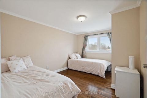 Photo 34 at 24 Patrice Crescent, Yorkhill, Vaughan