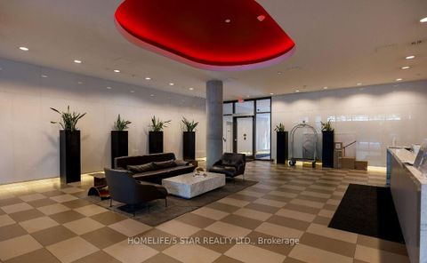 Photo 11 at 512 - 560 KING Street W, Waterfront Communities C1, Toronto