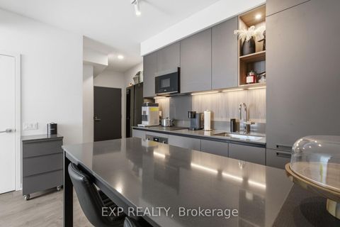 Photo 10 at 3004 - 39 Mary Street N, City Centre, Barrie