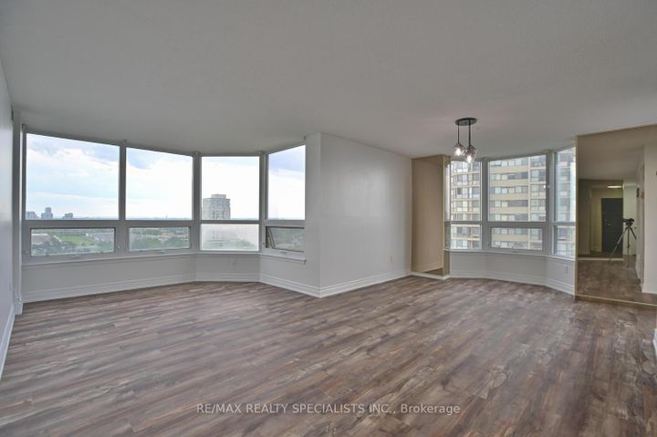 Photo 5 at 1901 - 8 Lisa Street, Queen Street Corridor, Brampton