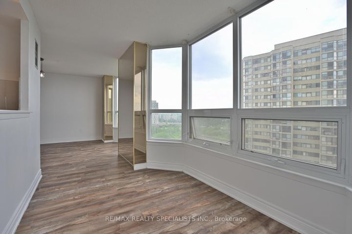 Photo 12 at 1901 - 8 Lisa Street, Queen Street Corridor, Brampton