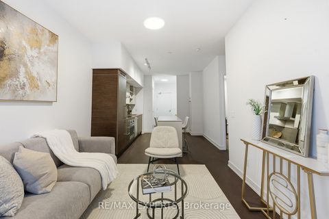 Photo 5 at 438 - 1030 King Street W, Niagara, Toronto