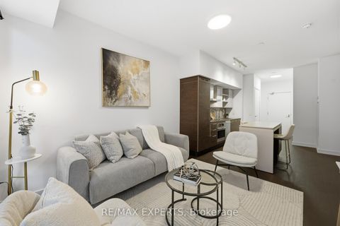 Photo 6 at 438 - 1030 King Street W, Niagara, Toronto