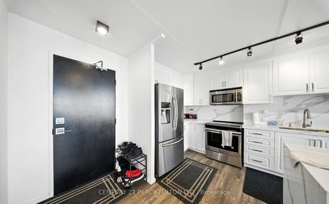 Photo 8 at 1212 - 2 Glamorgan Avenue, Dorset Park, Toronto