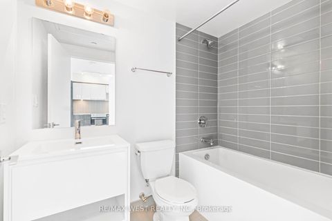 Photo 17 at 1010 - 159 Wellesley Street E, South St. James Town, Toronto