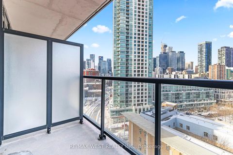 Photo 18 at 1010 - 159 Wellesley Street E, South St. James Town, Toronto