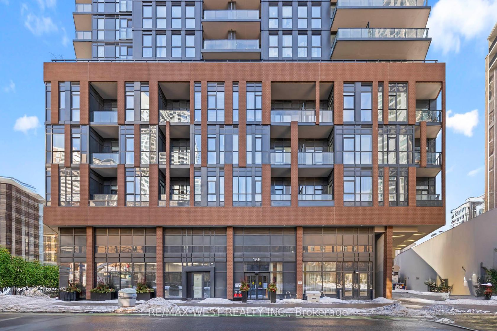 1010 - 159 Wellesley Street E, South St. James Town, Toronto 