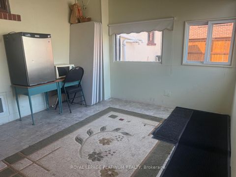 Photo 11 at 2 Elmhurst Drive, Old Rexdale, Toronto