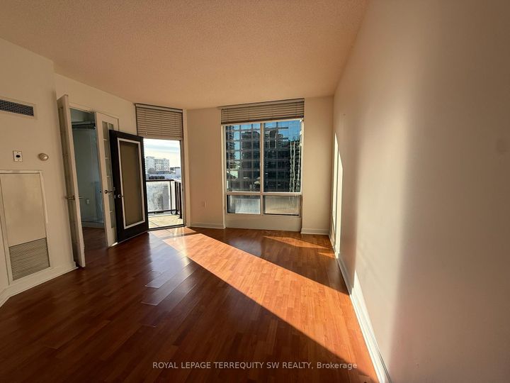 Photo 11 at 1612 - 85 Bloor Street E, Yonge Corridor, Toronto