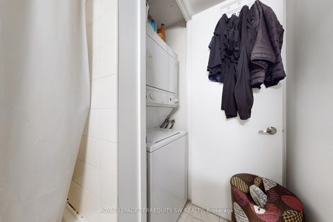 Photo 19 at 1612 - 85 Bloor Street E, Yonge Corridor, Toronto