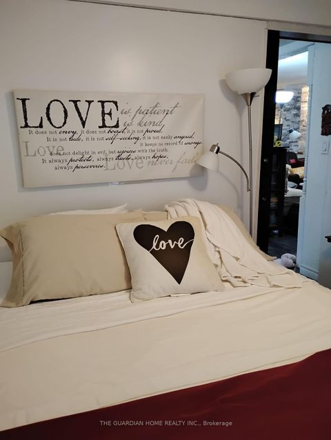 Photo 3 at 28 & 30 Thompson Drive, Sutton & Jackson's Point, Georgina