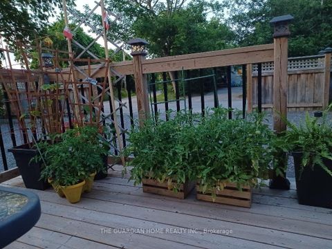 Photo 21 at 28 & 30 Thompson Drive, Sutton & Jackson's Point, Georgina