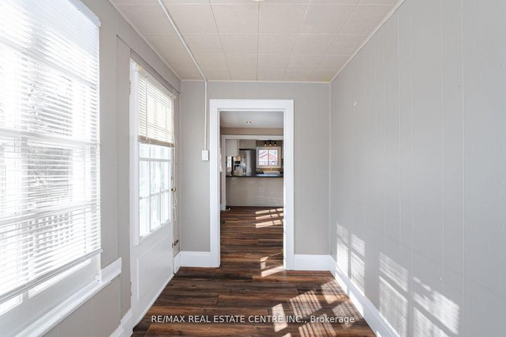 Photo 7 at 174 Victoria Street, Bram West, Brampton