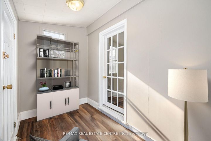 Photo 9 at 174 Victoria Street, Bram West, Brampton