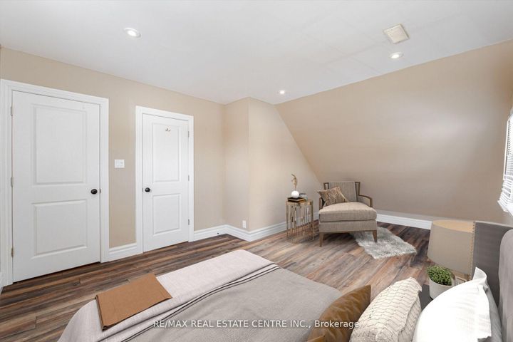 Photo 23 at 174 Victoria Street, Bram West, Brampton