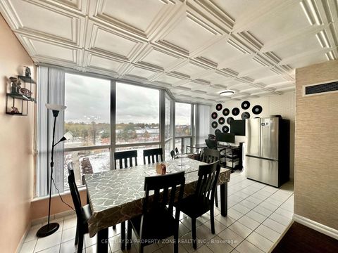 Photo 5 at 510 - 3 Rowntree Road, Jamestown, Toronto