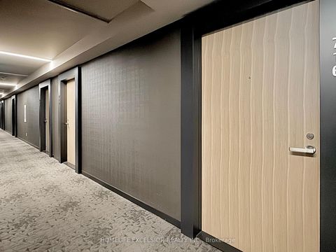 Photo 3 at 716 - 5 Soudan Avenue, Mount Pleasant West, Toronto