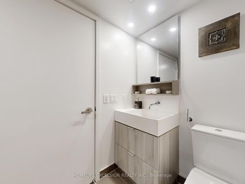 Photo 19 at 716 - 5 Soudan Avenue, Mount Pleasant West, Toronto