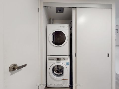 Photo 21 at 716 - 5 Soudan Avenue, Mount Pleasant West, Toronto