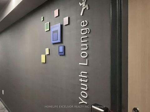 Photo 37 at 716 - 5 Soudan Avenue, Mount Pleasant West, Toronto