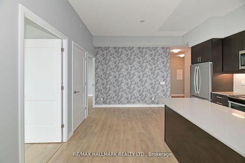 Photo 6 at 906 - 7895 Jane Street, Concord, Vaughan