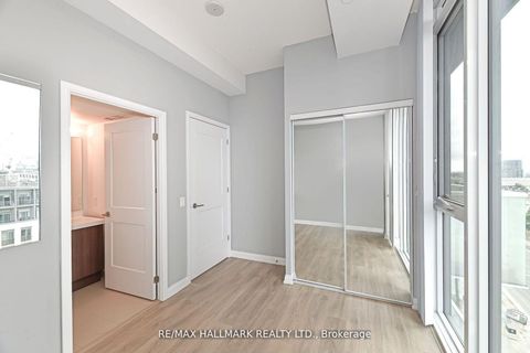 Photo 10 at 906 - 7895 Jane Street, Concord, Vaughan