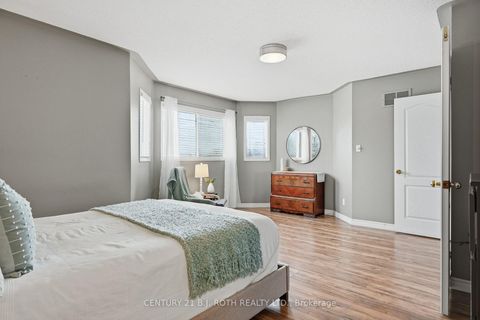 Photo 18 at 79 Brown Street, Holly, Barrie