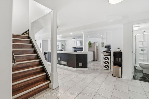 Photo 32 at 79 Brown Street, Holly, Barrie