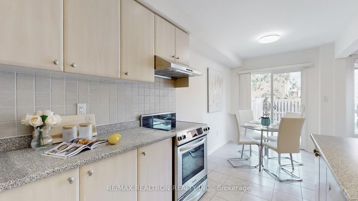 Photo 7 at 70 Maffey Crescent, Westbrook, Richmond Hill