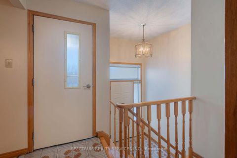 Photo 7 at 27 Clubhouse Court, Jane Heights, Toronto