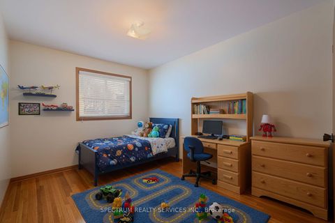 Photo 24 at 27 Clubhouse Court, Jane Heights, Toronto