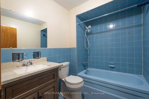 Photo 31 at 27 Clubhouse Court, Jane Heights, Toronto