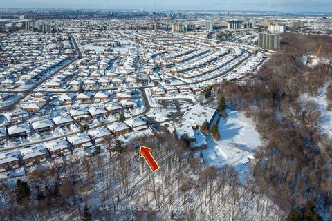 Photo 45 at 27 Clubhouse Court, Jane Heights, Toronto