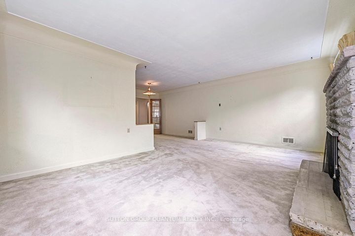 Photo 22 at 18 Sullivan's Lane, Dundas, Hamilton