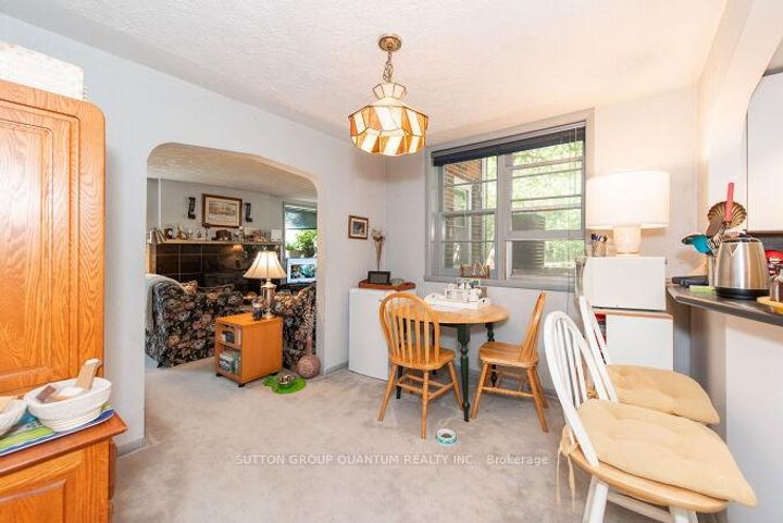 Photo 28 at 18 Sullivan's Lane, Dundas, Hamilton