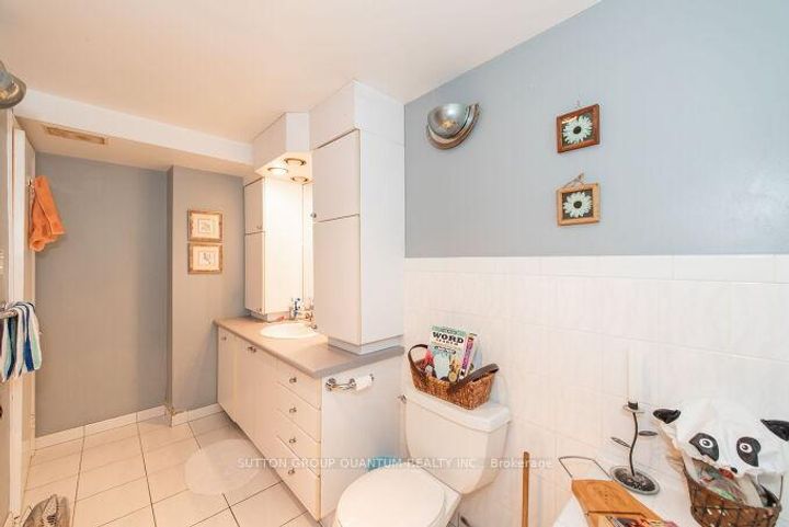 Photo 36 at 18 Sullivan's Lane, Dundas, Hamilton