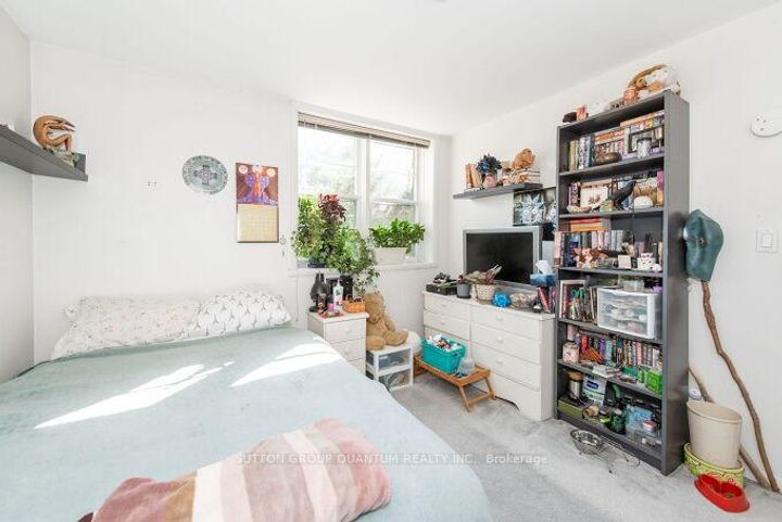 Photo 40 at 18 Sullivan's Lane, Dundas, Hamilton