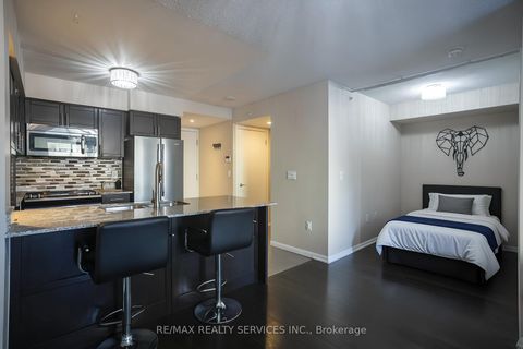 Photo 7 at 703 - 800 Lawrence Avenue W, Glen Park, Toronto