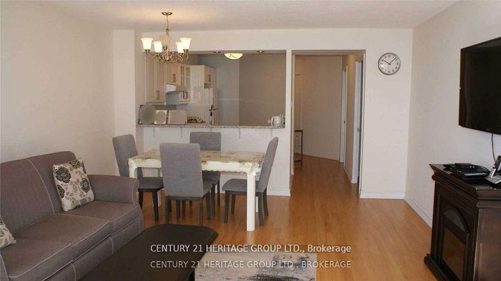 Photo 9 at 801 - 1500 Grazia Court, Rathwood, Mississauga